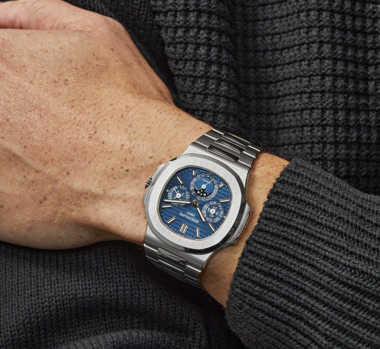 Patek Philippe Nautilus 5740 1g-001 Tiffany And Co Perpetual Calendar Moon Phases White Gold Blue Dial