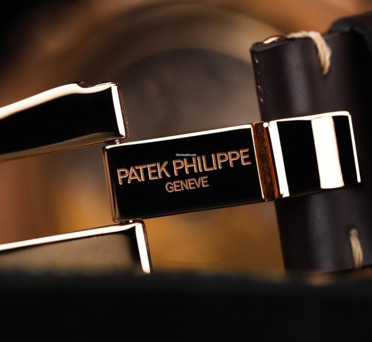 Patek Philippe Nautilus 5780-001 Rose Gold 2022