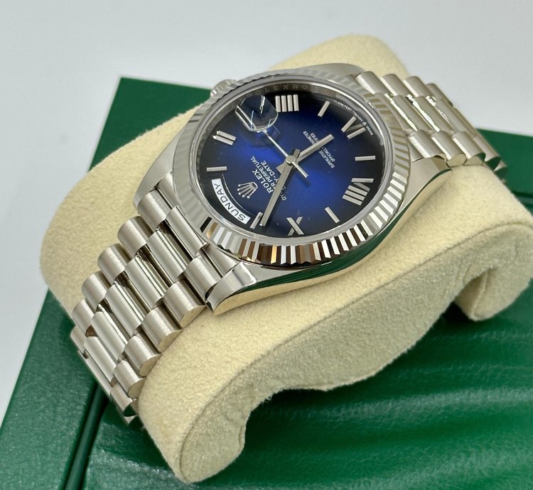 Rolex Day-date 40 Blue Roman Ombr Blue