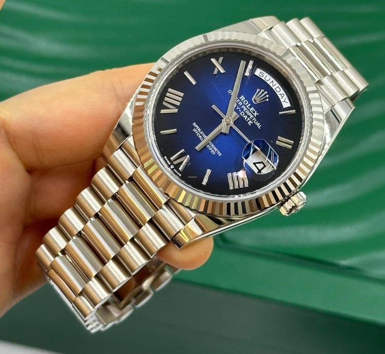 Rolex Day-date 40 Blue Roman Ombr Blue