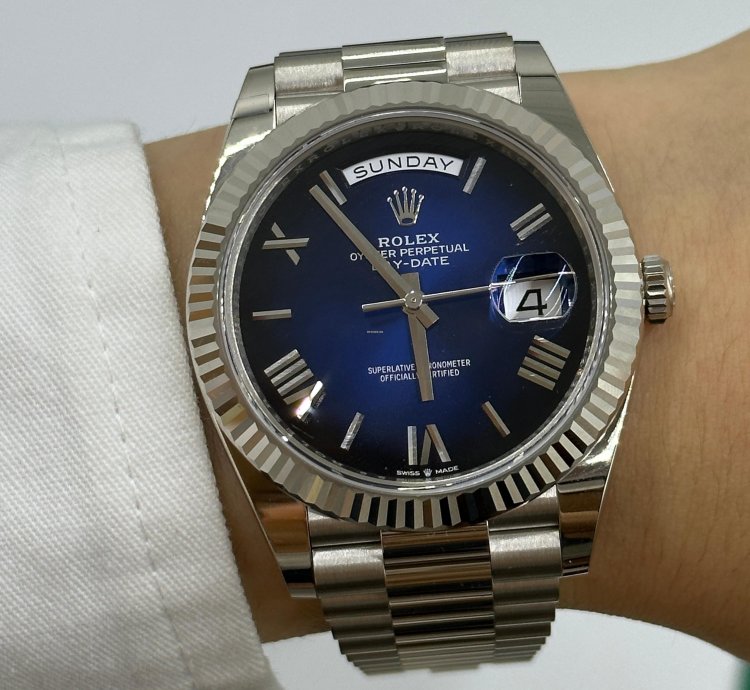Rolex Day-date 40 Blue Roman Ombr Blue