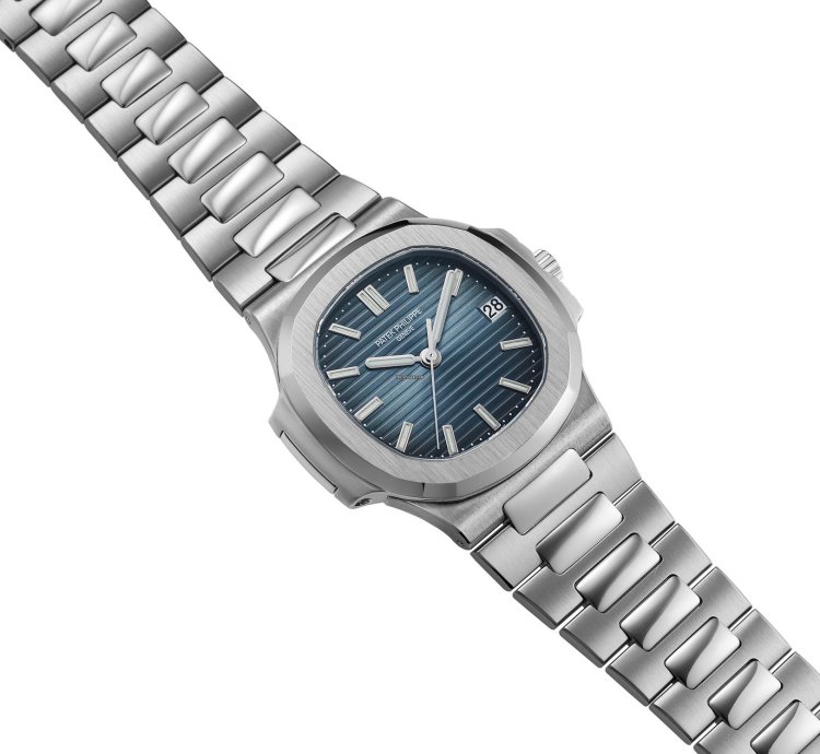 Patek Philippe Nautilus 5800 1a-001