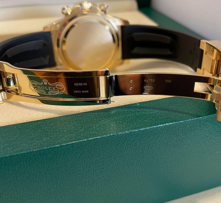 Rolex Daytona Cosmograph Daytona Pikachu 126518ln 40mm Yellow Gold Oysterflex
