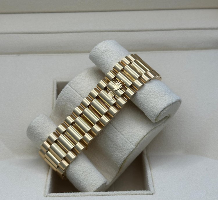 Rolex Day-date 40 Champagne Baguette