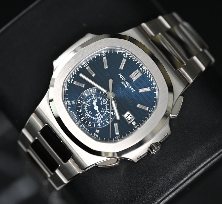 Patek Philippe Nautilus 5976 1g Chronograph 40th Anniversary White Gold Blue Dial Baguette Markers 44mm