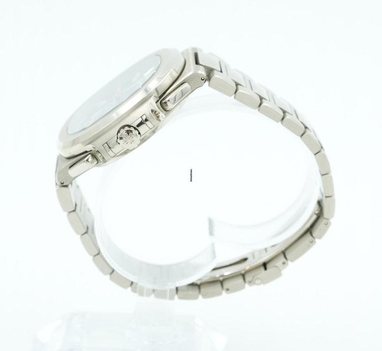 Patek Philippe Nautilus 5976 1g-001