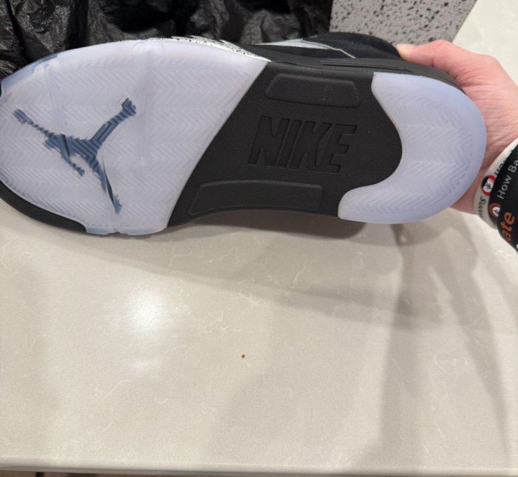 Air Jordan 5 Reimagined Size 11 5