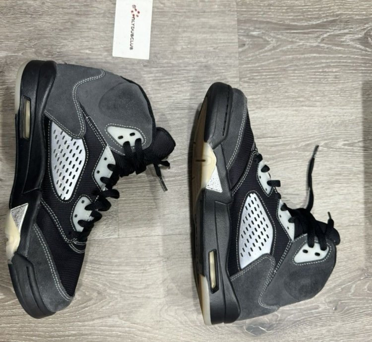 Air Jordan 5 Retro Anthracite Size 10 5