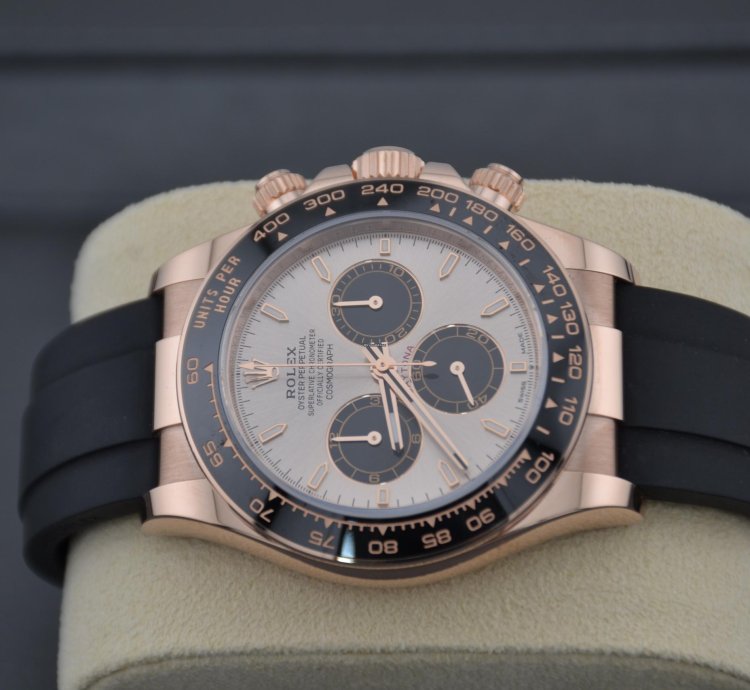 Rolex Daytona Cosmograph Daytona Sundust Dial Rose Gold With Oysterflex