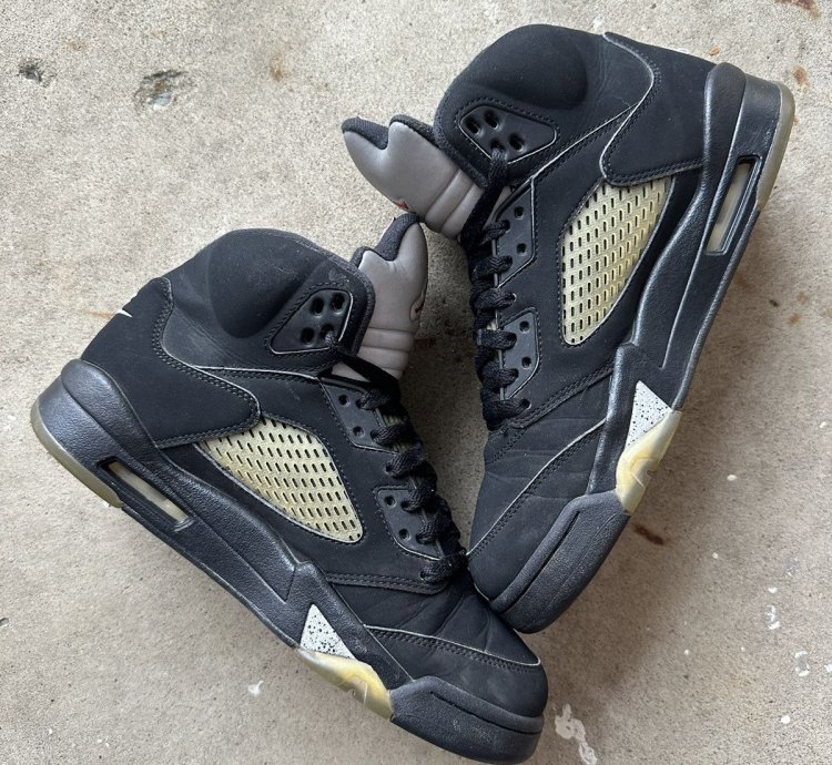 Air Jordan 5 Retro Black Metallic 2016 Size 8