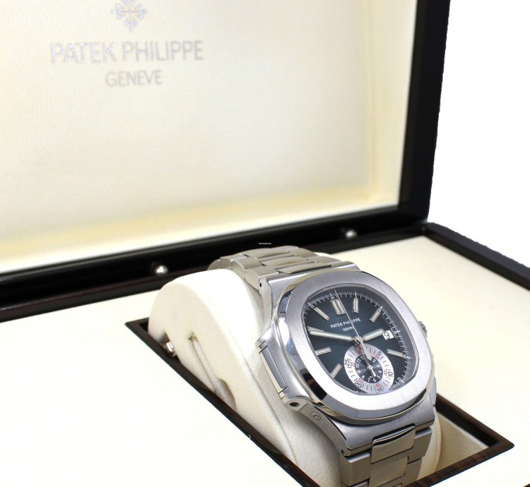 Patek Philippe Nautilus 5980 1a 40mm Blue Dial Chronograph Watch