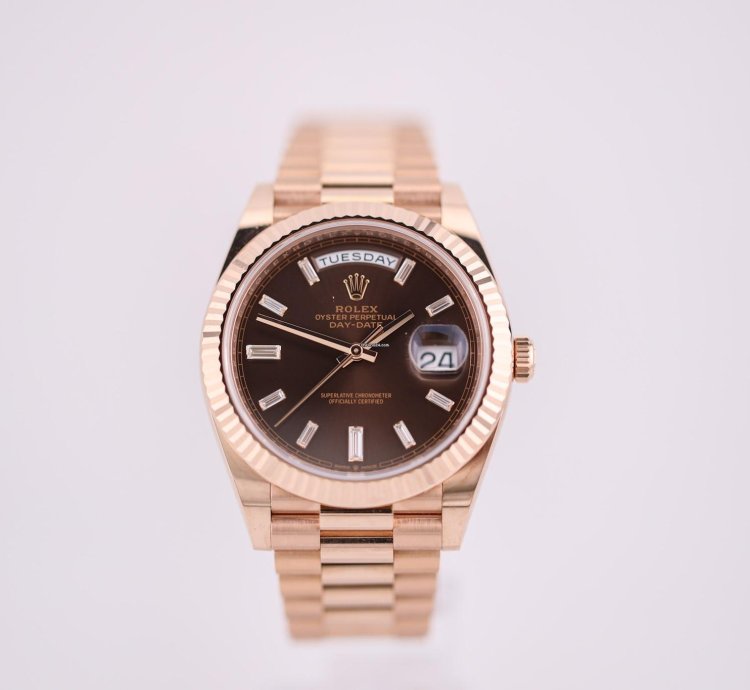 Rolex Day-date 40 Chocolate Baguette 2021 Full Set