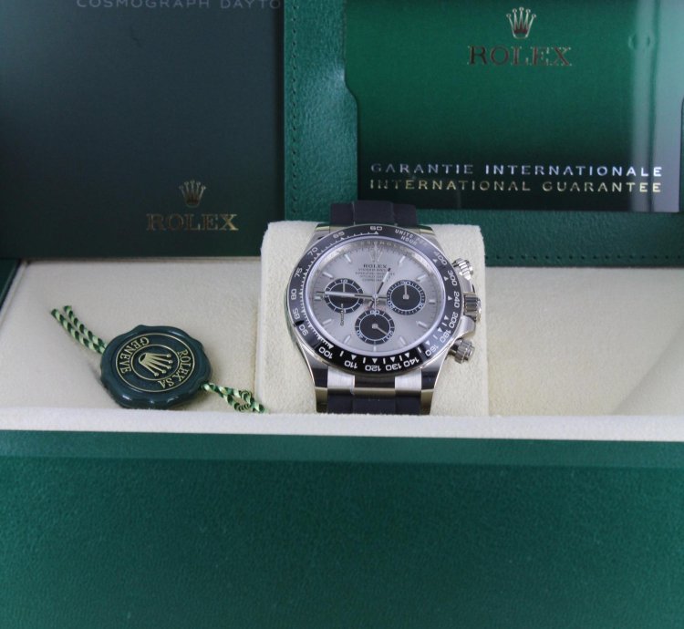 Rolex Daytona Cosmograph Daytona Unworn Dec 2024