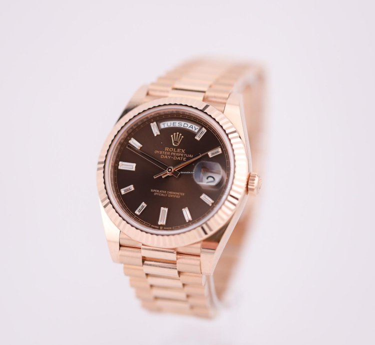 Rolex Day-date 40 Chocolate Baguette 2021 Full Set