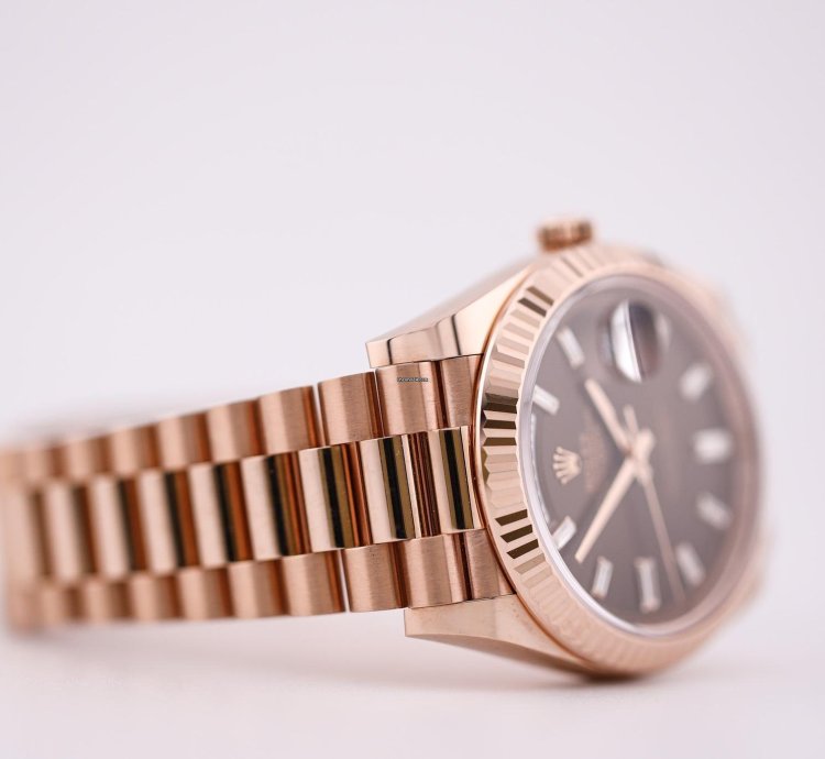 Rolex Day-date 40 Chocolate Baguette 2021 Full Set