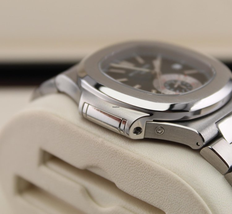 Patek Philippe Nautilus 5980 1a-001 2012 Full Set