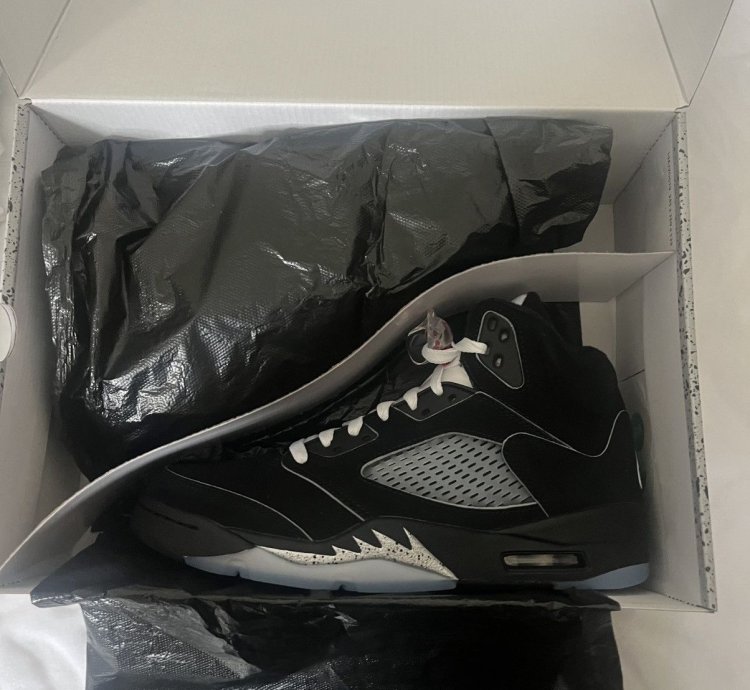 Air Jordan 5 Retro Og Black Metallic Reimagined