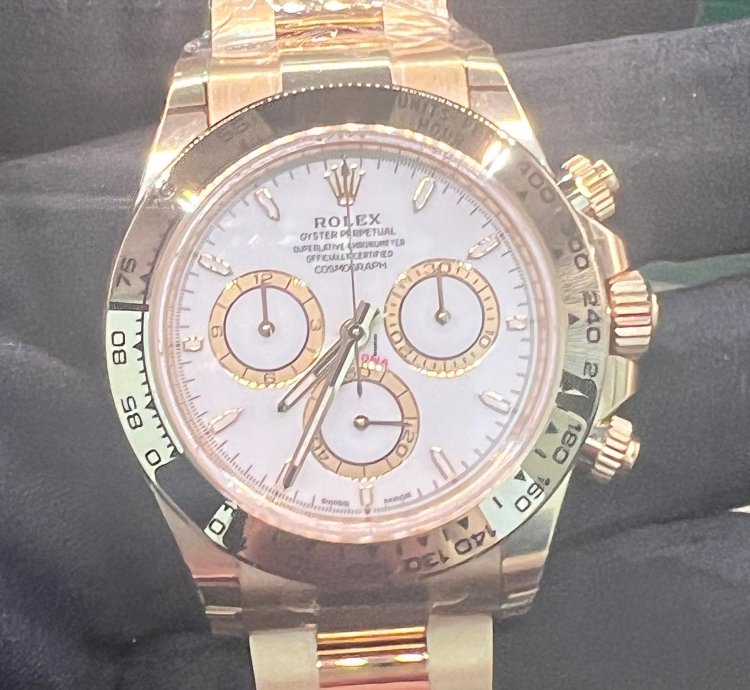 Rolex Daytona Cosmograph Daytona White Dial Full Yellow Gold