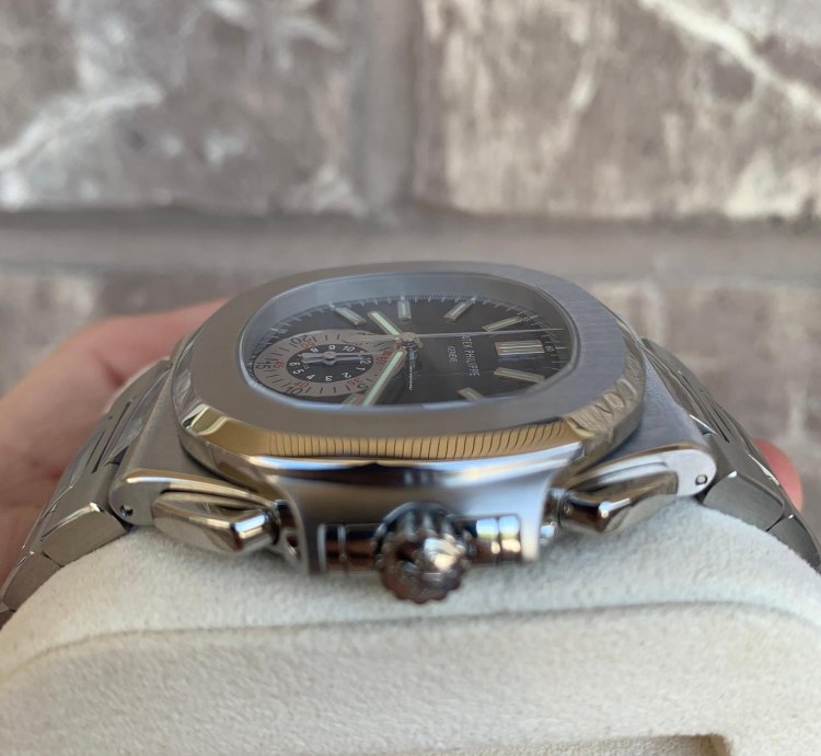 Patek Philippe Nautilus 5980 1a-001 Blue Nautilus