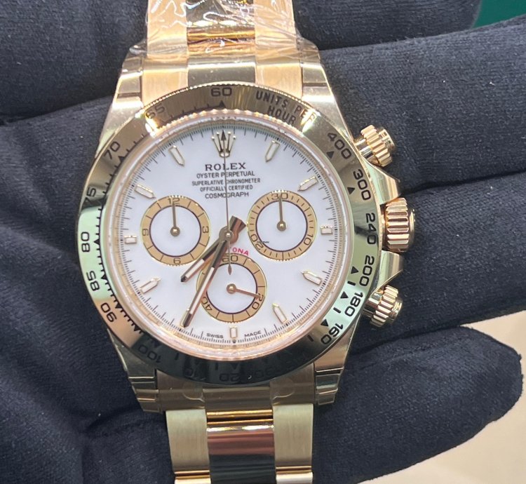 Rolex Daytona Cosmograph Daytona White Dial Full Yellow Gold