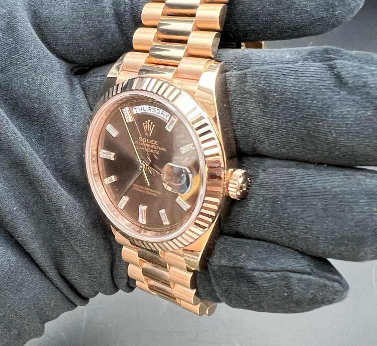 Rolex Day-date 40 Chocolate Baguette Dial Rose Gold