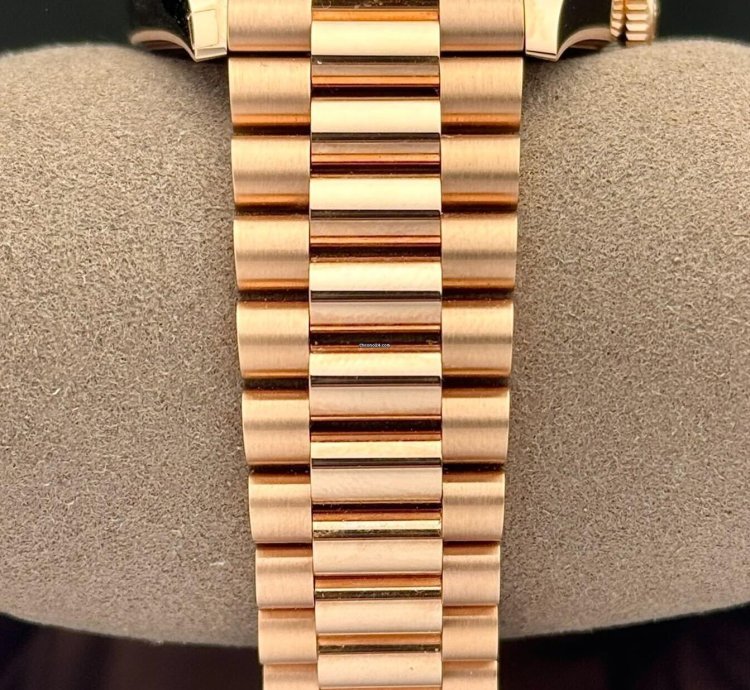 Rolex Day-date 40 Chocolate Brown Rose Gold