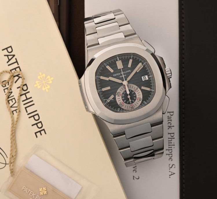 Patek Philippe Nautilus 5980 1a-001 Fullset