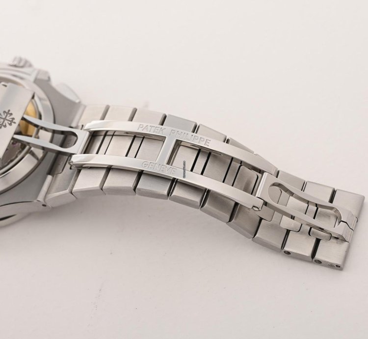 Patek Philippe Nautilus 5980 1a-001 Fullset