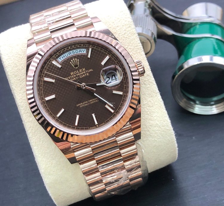 Rolex Day-date 40 Chocolate Diagonal Dial