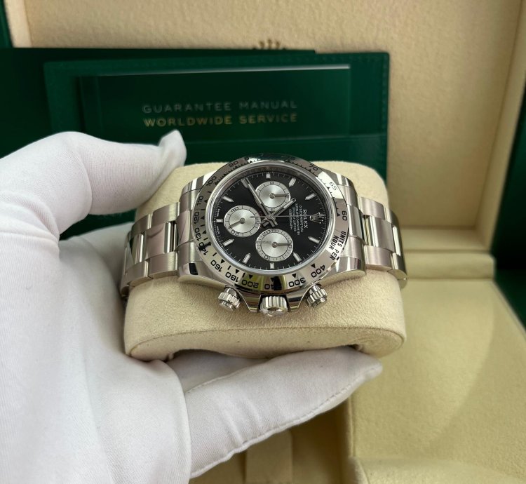 Rolex Daytona Cosmograph Daytona White Gold Black And Steel Index Dial Oyster Bracelet 126509