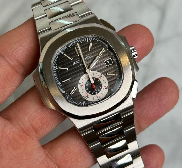 Patek Philippe Nautilus 5980 1a-014