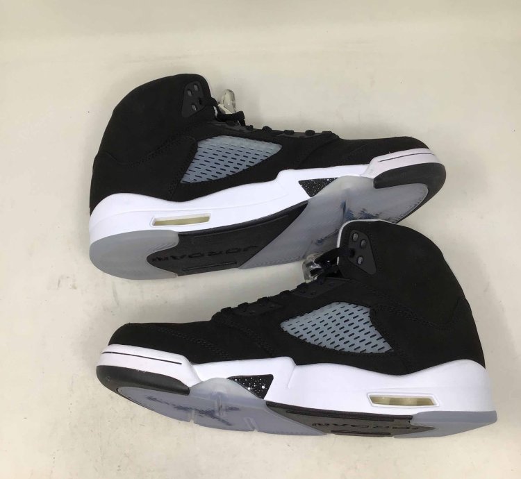Air Jordan 5 Retro Oreo 2021