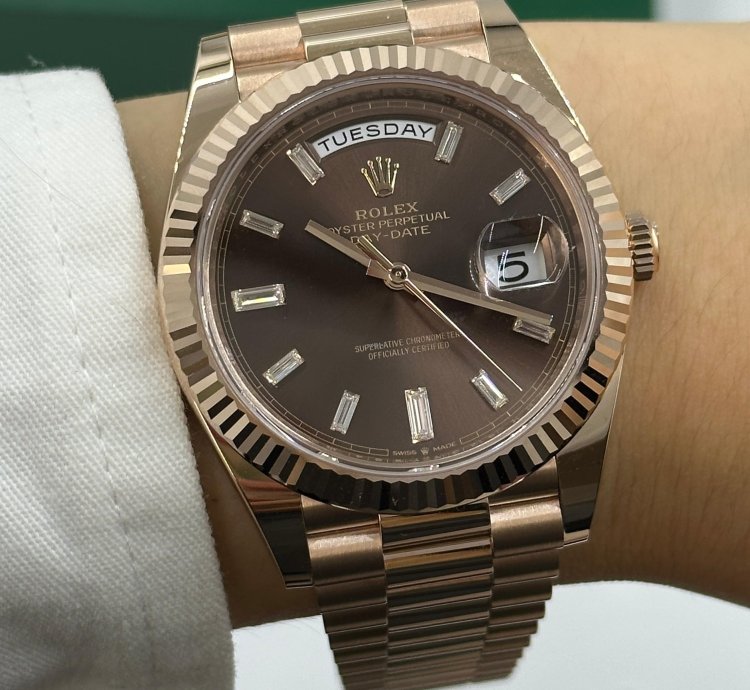 Rolex Day-date 40 Chocolate Diamonds Dial