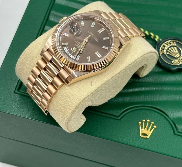 Rolex Day-date 40 Chocolate Diamonds Dial