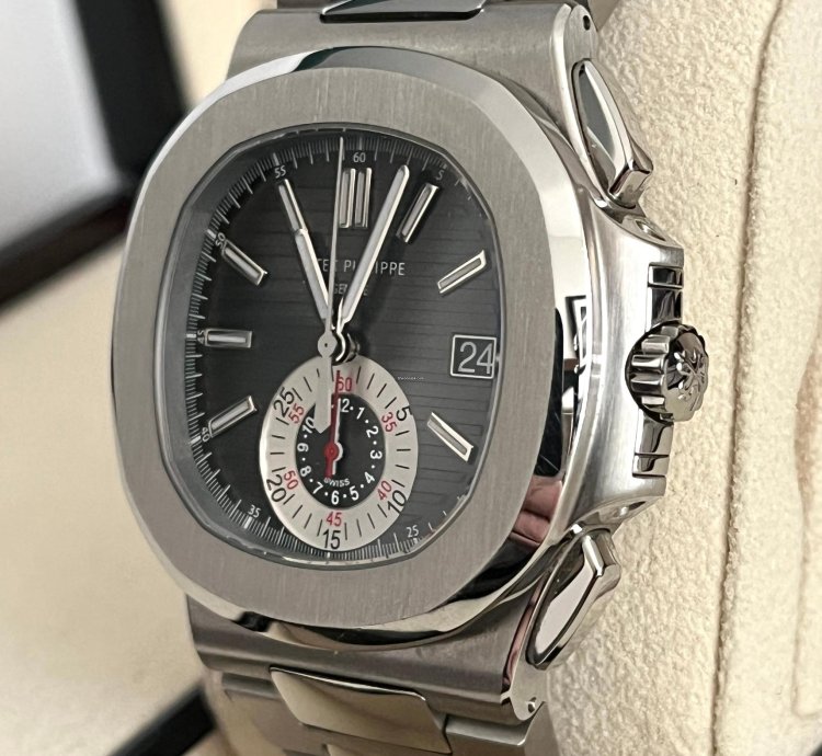 Patek Philippe Nautilus 5980 1a-014 Black Dial Never Polished Full Set Ita
