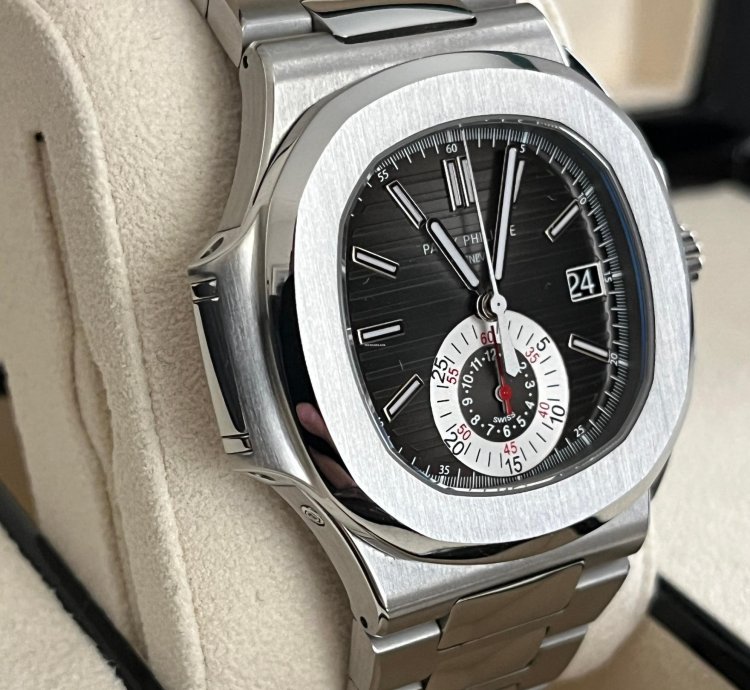 Patek Philippe Nautilus 5980 1a-014 Black Dial Never Polished Full Set Ita