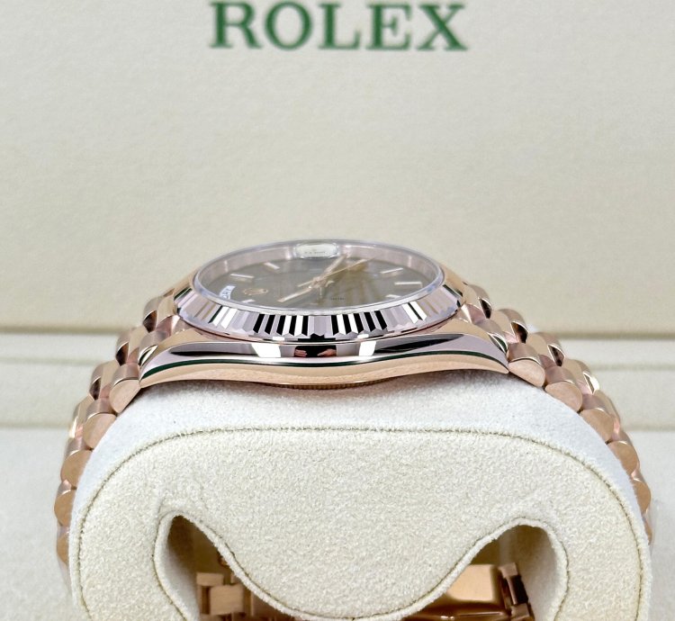 Rolex Day-date 40 Chocolate President 228235-0053 Unworn 2024