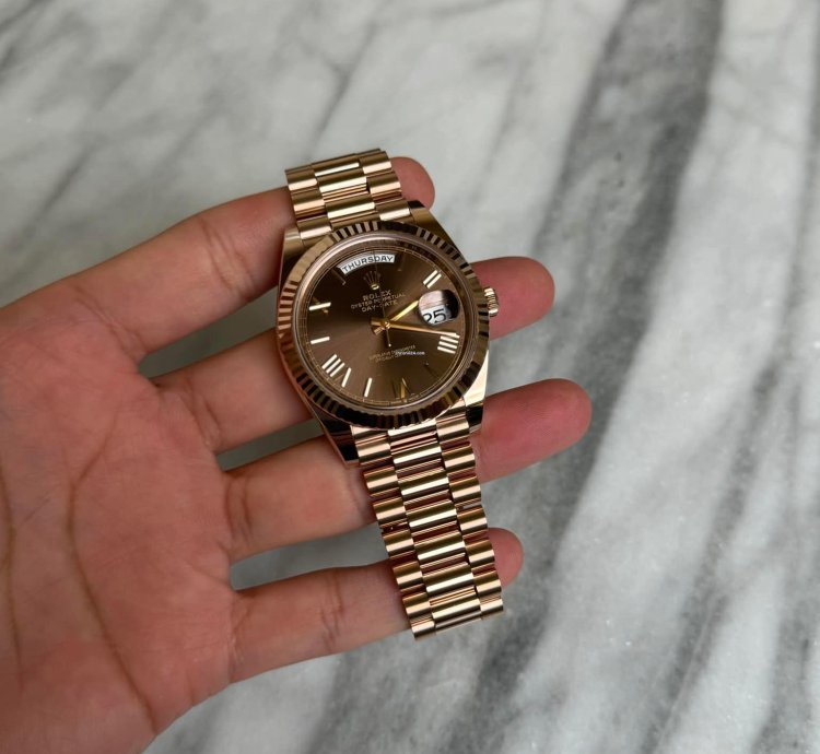 Rolex Day-date 40 Chocolate Roman 18k Rose Gold Bnib 2024