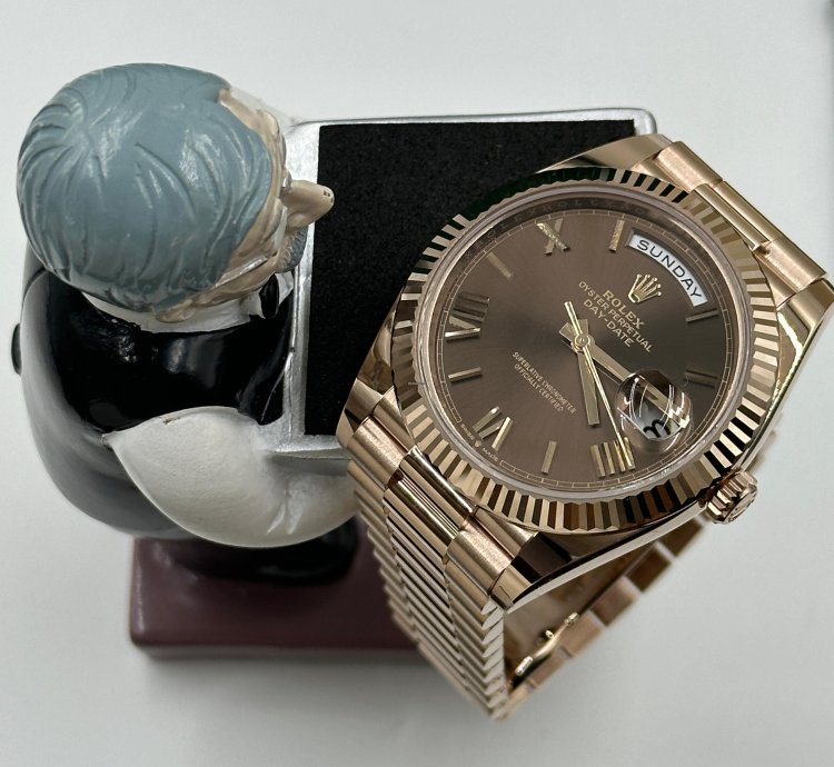 Rolex Day-date 40 Chocolate Roman Dial