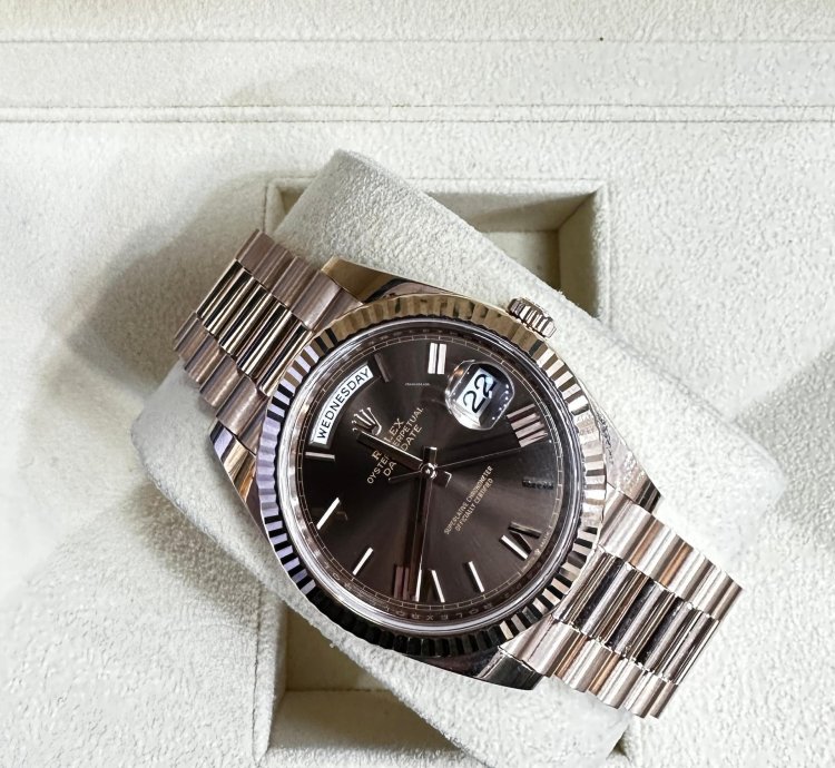 Rolex Day-date 40 Chocolate Roman Dial