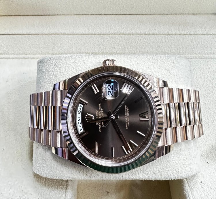 Rolex Day-date 40 Chocolate Roman Dial