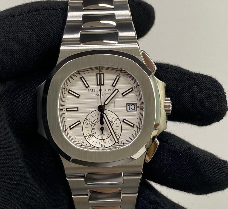 Patek Philippe Nautilus 5980 1a-019 White Nautilus