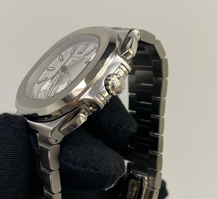 Patek Philippe Nautilus 5980 1a-019 White Nautilus