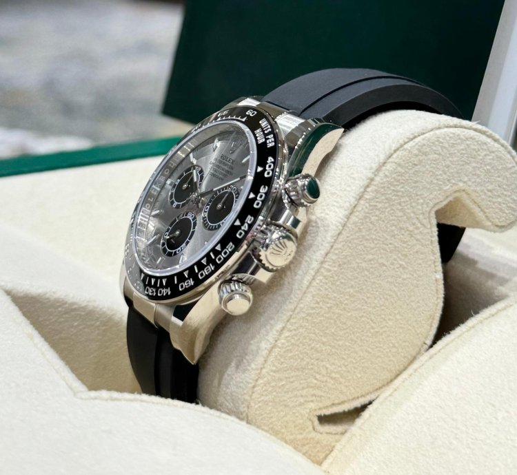 Rolex Daytona Cosmograph Daytona White Gold Silver Black Dial 2024