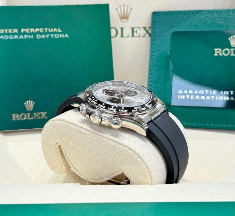 Rolex Daytona Cosmograph Daytona White Gold Silver Black Dial 2024