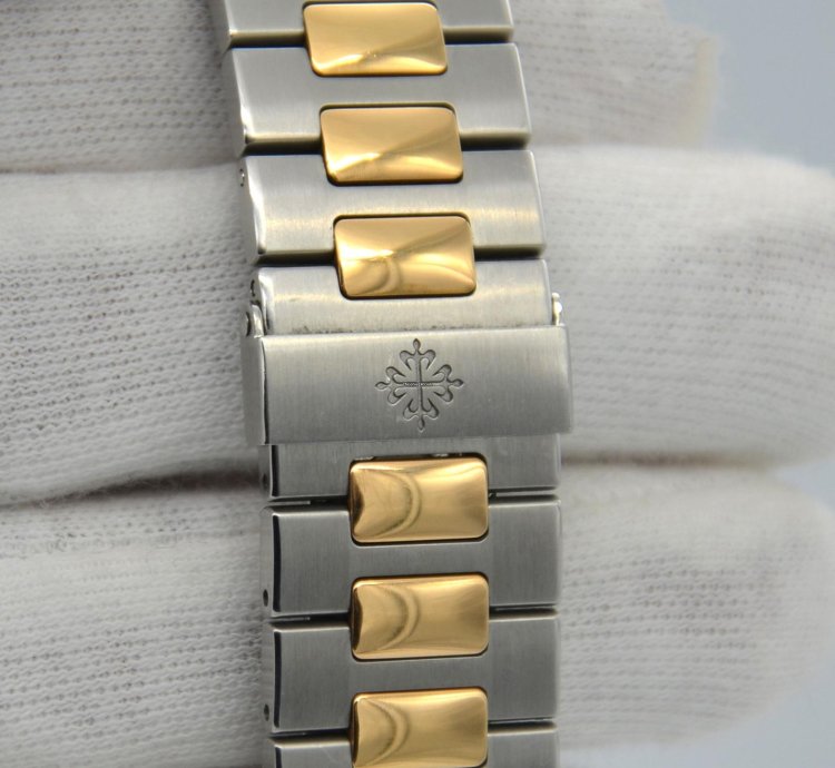 Patek Philippe Nautilus 5980 1ar-001