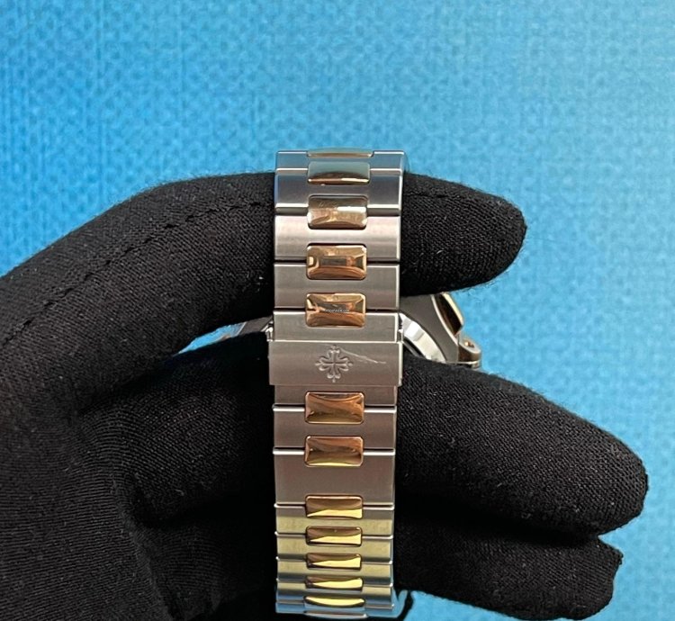 Patek Philippe Nautilus 5980 1ar-001 Blue Nautilus