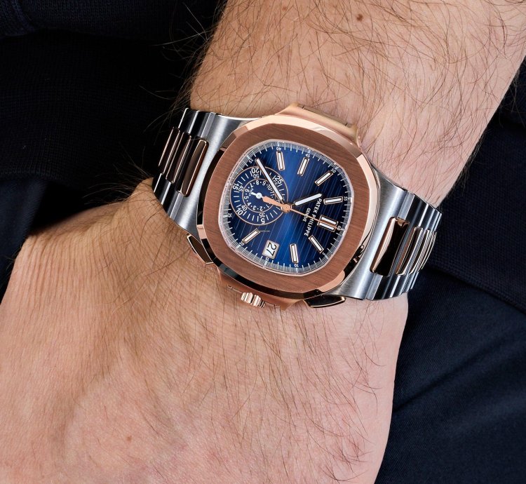 Patek Philippe Nautilus 5980 1ar-001 Chronograph Stainless Steel Rose Gold Blue Dial 2019