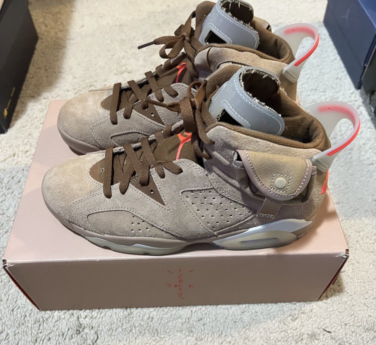 Air Jordan 6 Retro Travis Scott