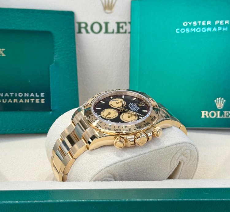Rolex Daytona Cosmograph Daytona Yellow Gold Black Dial 2024